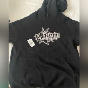 Volcom entertainment men’s black sweatshirt. Brand new without tags